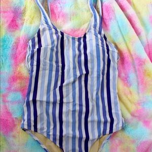 Blue striped one piece!!💙🤍